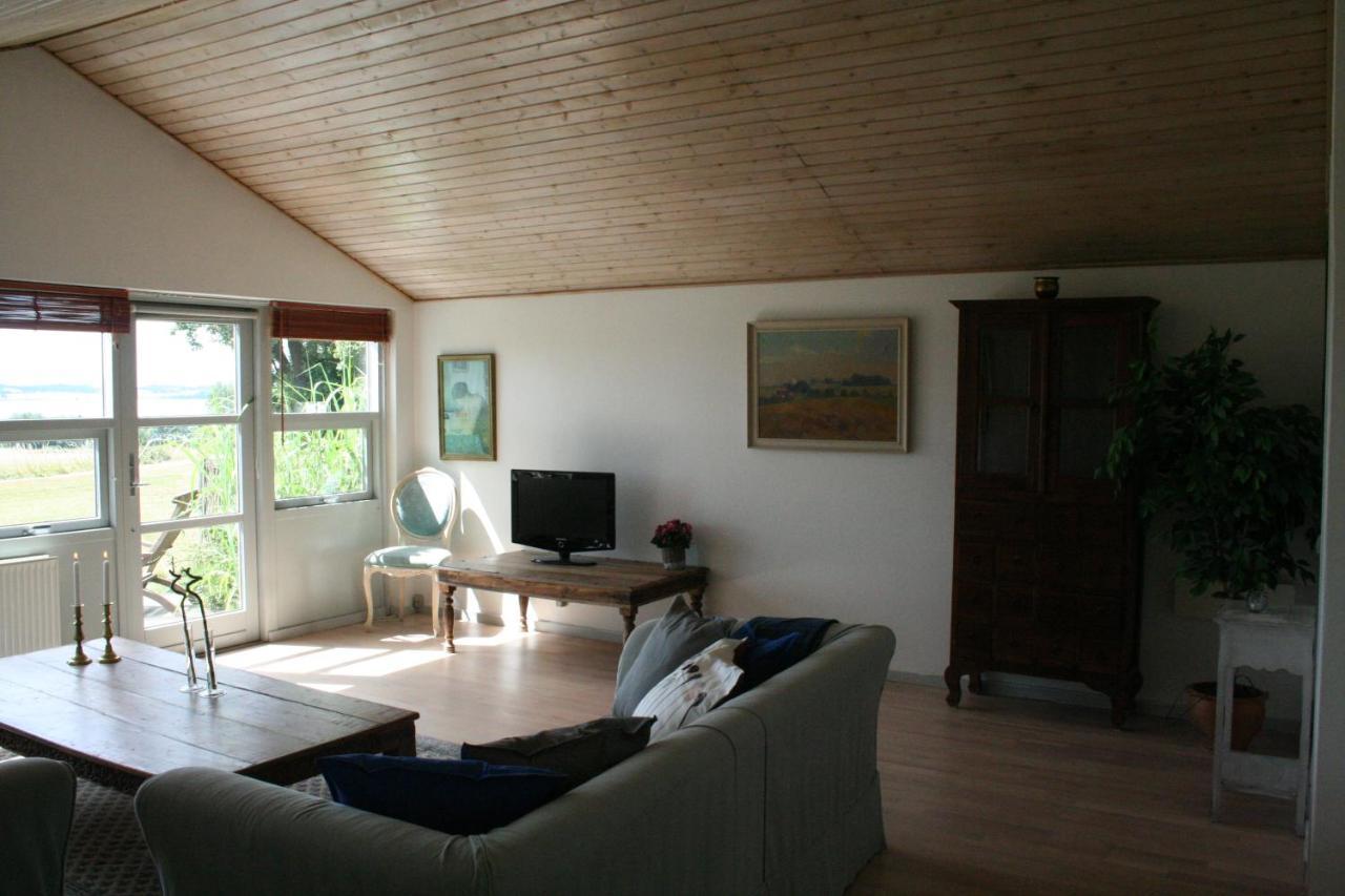 Rolso Retreat - The Apartment Knebel Екстериор снимка